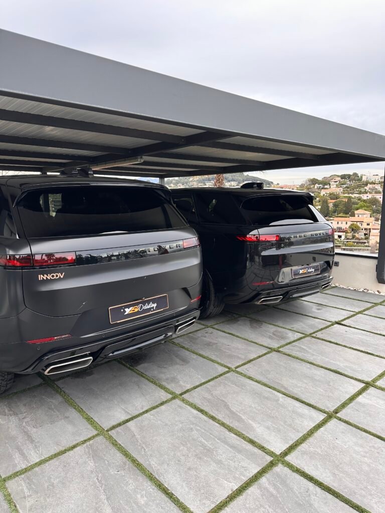 Range Rover noirs après detailing sous carport, Côte d'Azur - YS Detailing